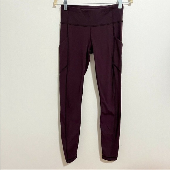 Lululemon Purple Leggings with Side Pockets Size 4 - Picture 1 of 3